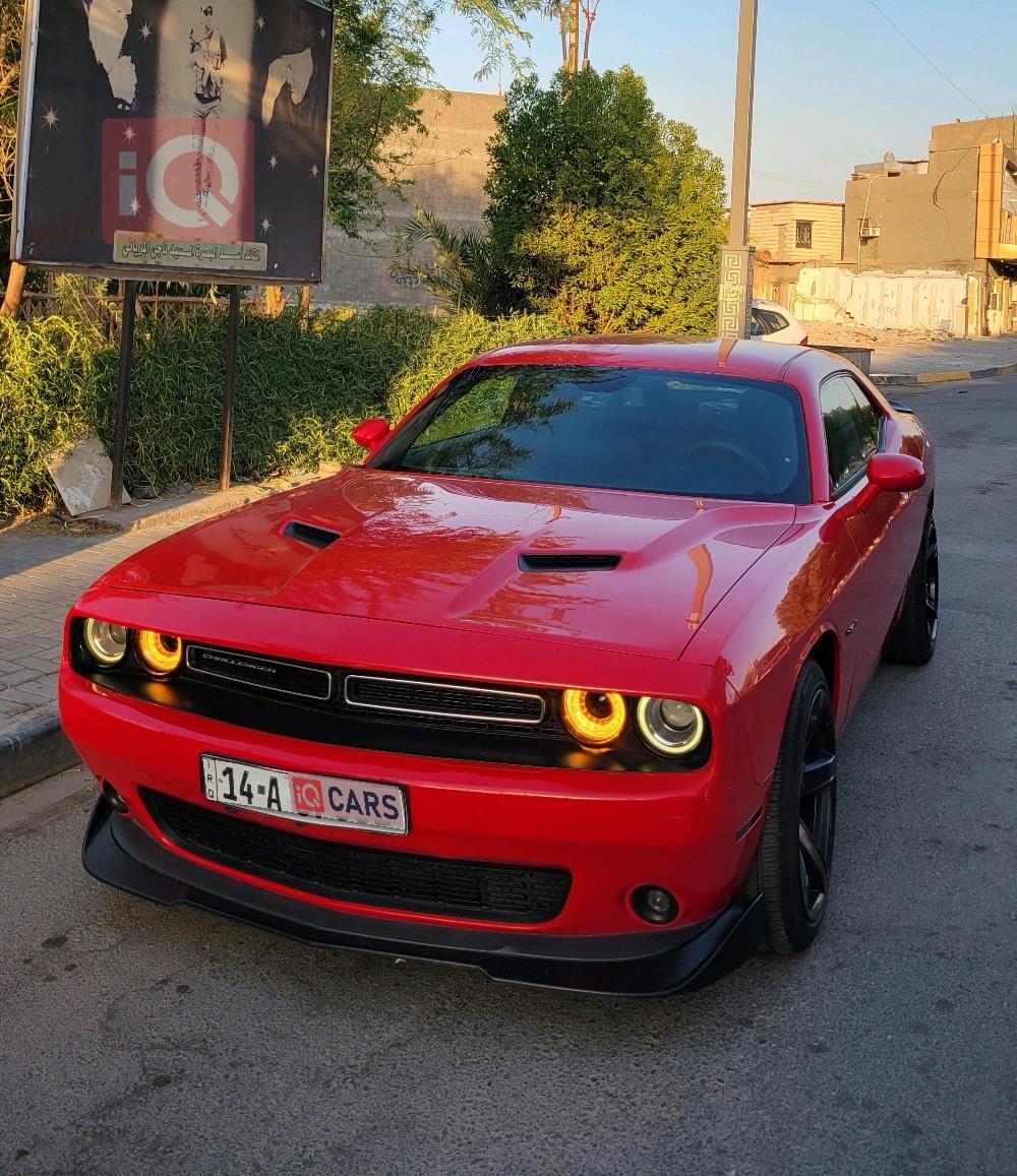 Dodge Challenger